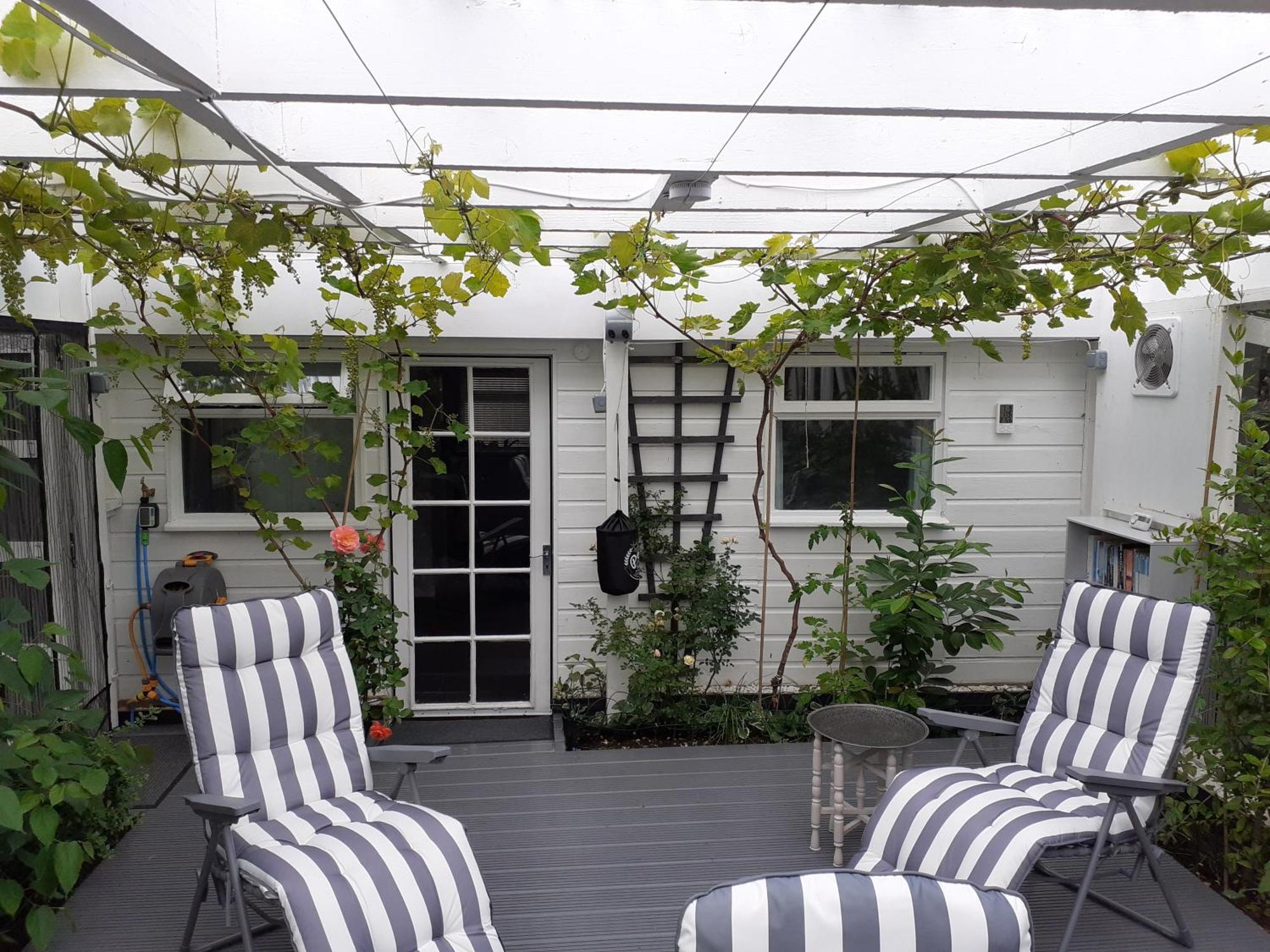 The Treehouse By Airlie Apartment Nairn Exterior photo