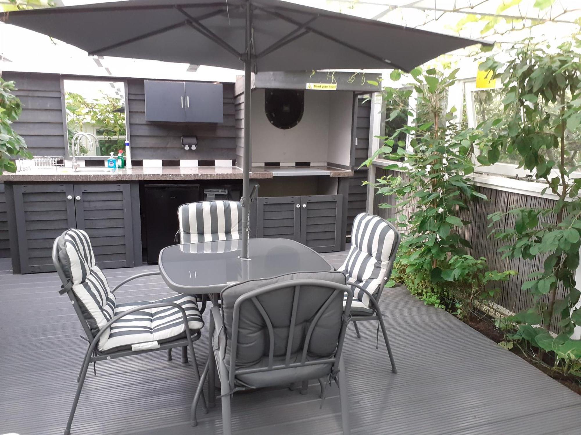 The Treehouse By Airlie Apartment Nairn Exterior photo